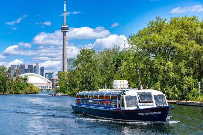 1-Hour Toronto Harbour Tour with Live Narration - Small group comfort: the difference between crowded and capped