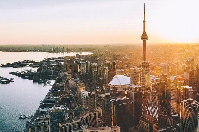 14-Minute Helicopter Tour Over Toronto - Your keepsake photo: digital plus a printed copy