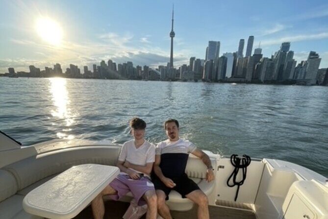 60-Minute Toronto Luxury Yacht Sightseeing Prosecco Cruise! - Music and the vibe: why it feels like more than transport