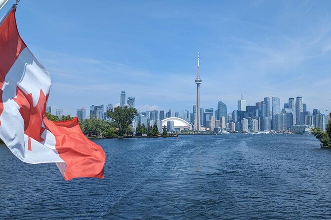 60-Minute Toronto Sightseeing Harbour Tour - Harbourfront Centre And The Lake-Edge Arts Walk You Can See From Water
