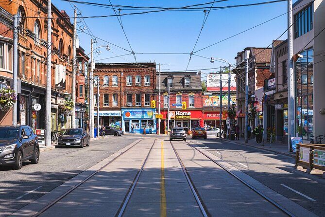 Cabbagetown In Colour: A Walking Tour of Toronto - A story-first walk from York roots to Riverdale sunsets