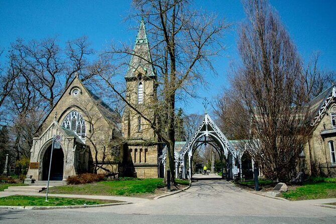Cabbagetown In Colour: A Walking Tour of Toronto - Stop 4: Riverdale and the sunset finish at Riverdale Sunset Vista
