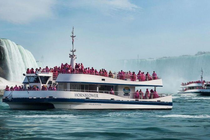 Day-Trip from Toronto to Niagara Falls with skip-the-line boat - Niagara Parkway Drive: Where the Scenery Gets a Script