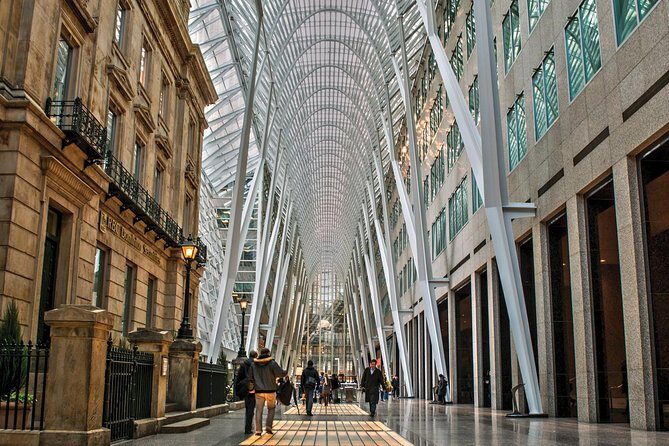 Discover Toronto Like a Local - City Hall Square and the Toronto Sign: Your Orientation Point