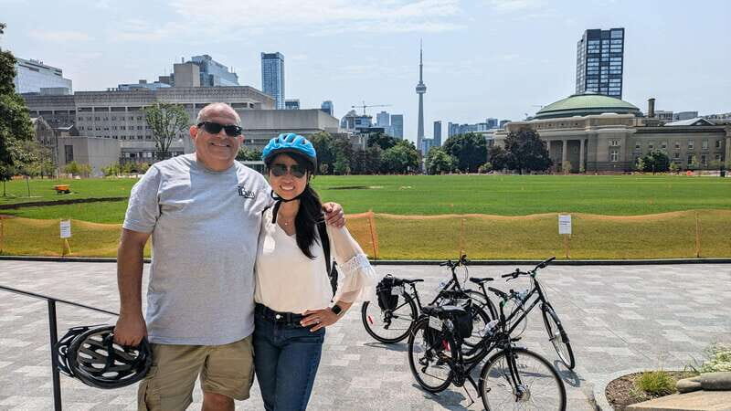 E-bike through Toronto's Dynamic Neighbourhoods - Key things you’ll notice right away
