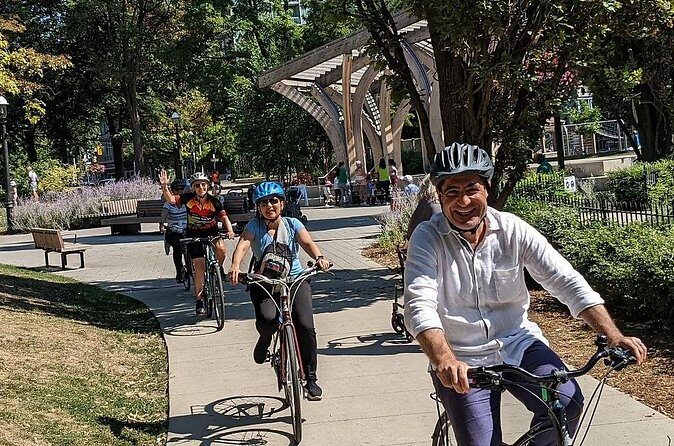 E-bike Toronto's Dynamic Neighbourhoods - Bloor Street Cultural Corridor and Graffiti Alley: art with two speeds