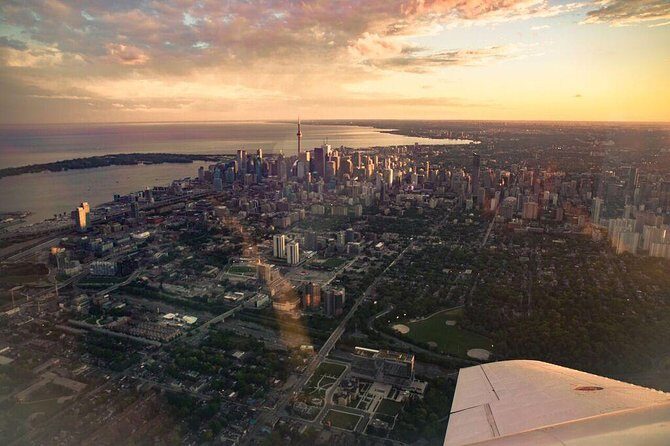 Exhilarating 120km Aerial Tour of Toronto with iflyTOTO - A 120 km aerial tour that’s short, but not skimpy