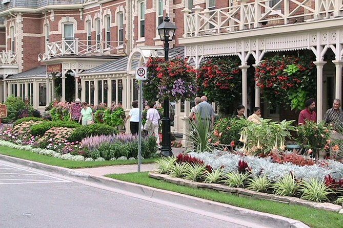 Fall for Niagara Tour - Niagara Parkway picture stops: quick hits that add up