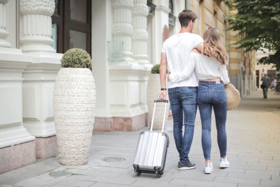 From Niagara Falls: Toronto Airport Private Transfer - From Niagara Falls to Toronto Pearson: the point of this transfer