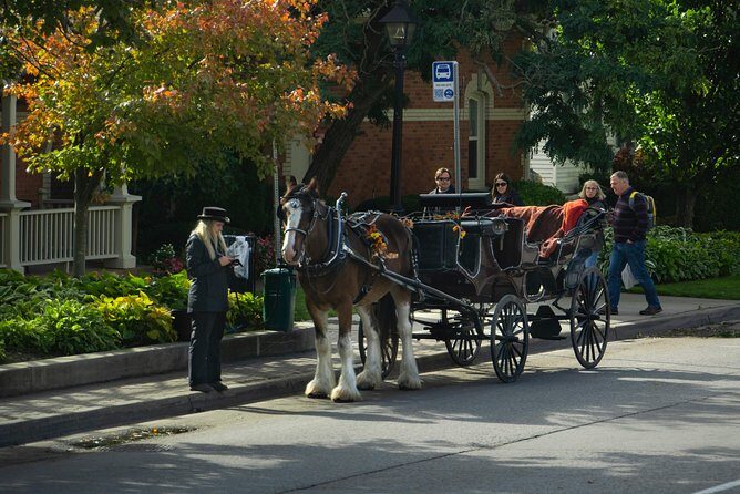 FROM TORONTO: Niagara Day Tour w/ Niagara on the Lake & Boat Ride - Getting rolling: Hasty Market pickup and the drive to Niagara