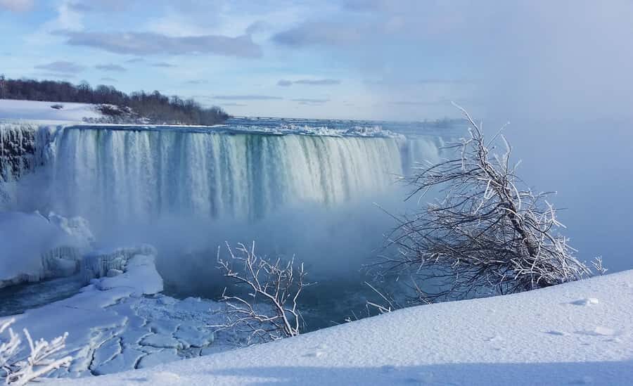 From Toronto: Niagara Falls Day Tour with Boat Cruise - Floral Clock and the world’s smallest chapel: fun stops that don’t eat your day