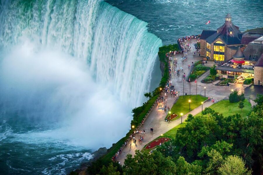 From Toronto: Winter Wonder of Niagara Falls Tour - Floral Showhouse and Floral Clock: indoor color breaks and quick wins