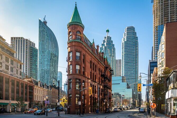 Half-Day Private Tour of Toronto with Pick Up - A half-day Toronto route that starts at Union Station