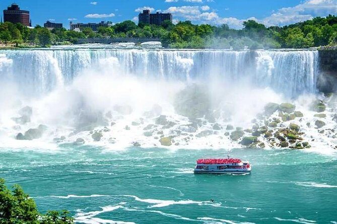 Luxury Day Trip: Niagara on the Lake, Wine & Falls from Toronto - Getting to Niagara: pickup at 9:00 and a smooth day plan