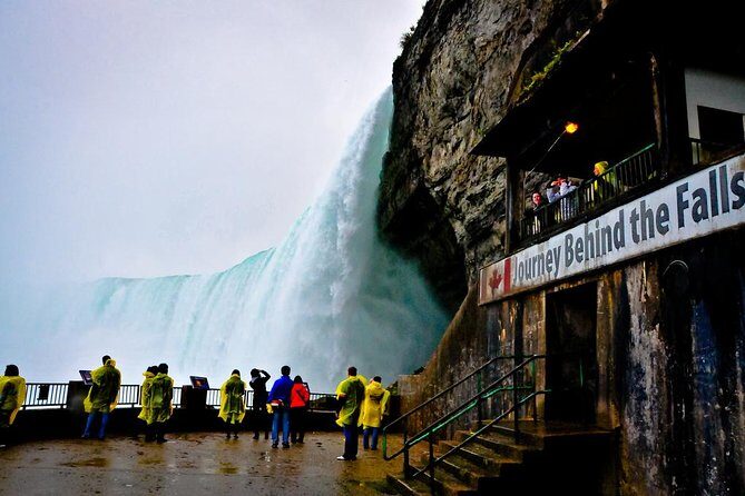 Luxury Niagara Falls Day Trip from Toronto with Cruise and Lunch - Toronto pickup, timing, and what 8–9 hours feels like