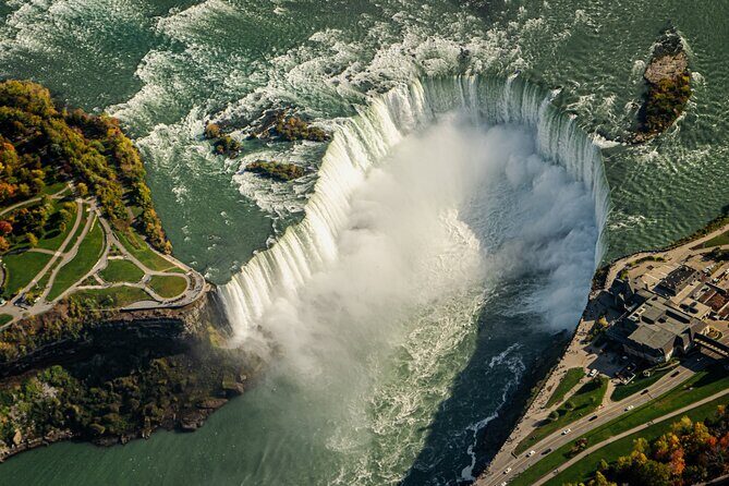 Niagara Falls Day Tour from Toronto (9 Hours) - Clifton Hill and your one-hour window at the Falls