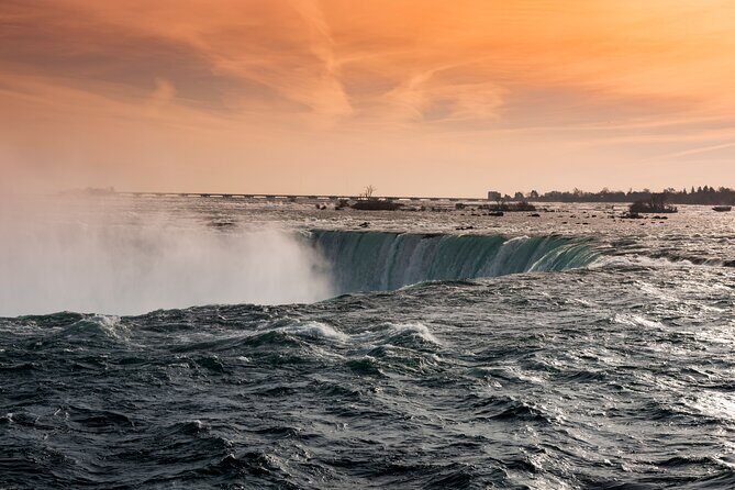 Niagara Falls Day Tour from Toronto Airport - Niagara Falls Canada: your 3-hour window to see the magic