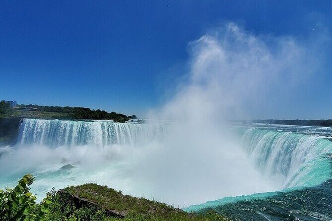 Niagara Falls Day Tour from Toronto Includes Boat Tour and Winery - Smooth Morning: Downtown Toronto Pickup and a 10-Hour Day
