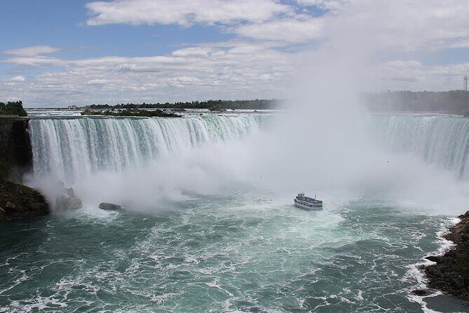 Niagara Falls Day Tour from Toronto with Wine Tasting - Quick Hits Before You Go