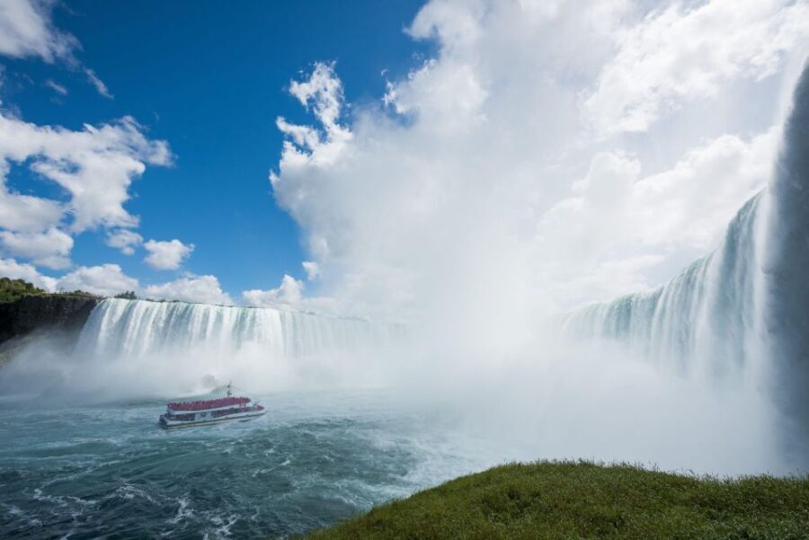 Niagara Falls Scenic Day Tour from Toronto Airport Pickup - Should you book Airlink Niagara Falls Tours?