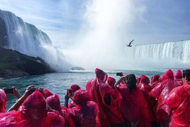 Niagara Falls Tour from Toronto with Winery & Niagara on The Lake - Guide and bus experience: the difference between OK and great