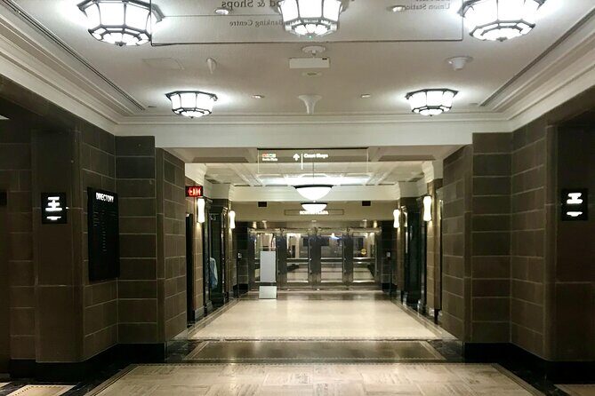 PATH - A Walking Tour of Toronto's Underground City - Stop 1: Union Station’s old-new story in one huge building