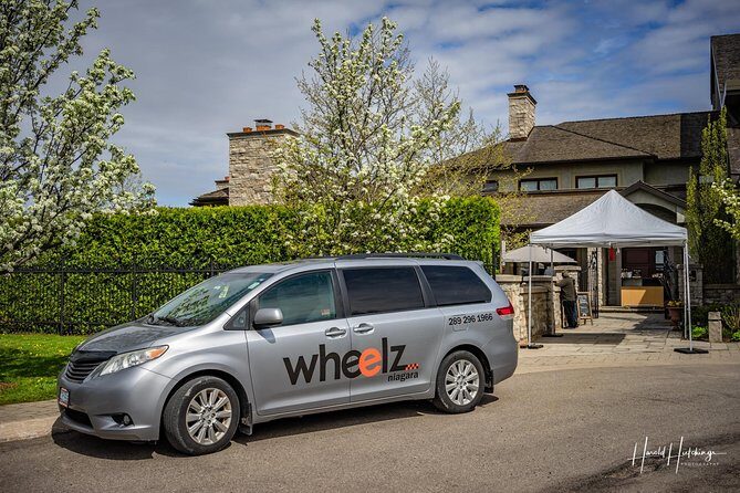 Private Customizable Niagara Day Trip/Wine Tour from Toronto - Pickup and route flow from Toronto