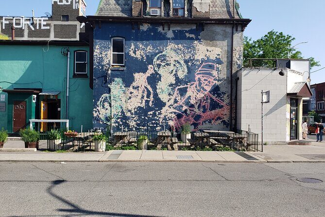 Private Jewish Walking Tours in Toronto - Cecil Street: the institutional hub and the mix of politics, school, and entertainment