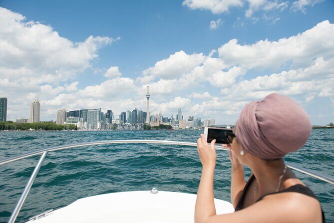 Private Tour of Toronto - The Guided City Drive: Squares, Waterfront, University Area, and the PATH