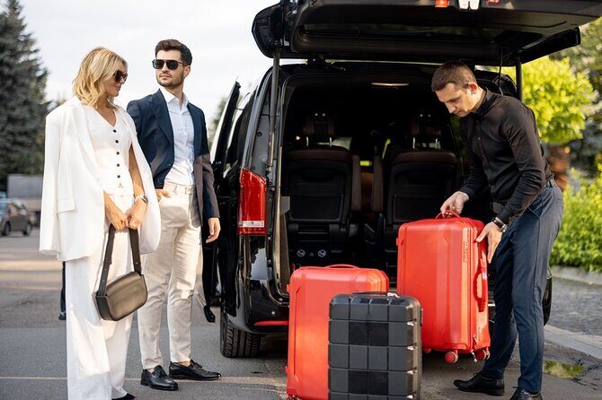 Private Transfer to and from YYZ Toronto Pearson Airport - The real goal: getting you to YYZ without guessing