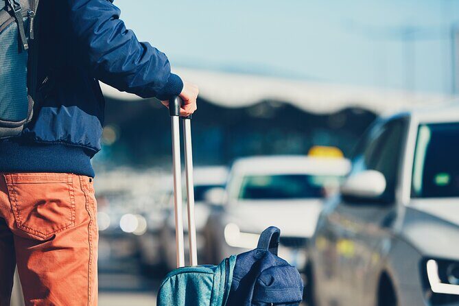 Private Transfer to and from YYZ Toronto Pearson Airport - What happens before pickup (the part that saves your sanity)