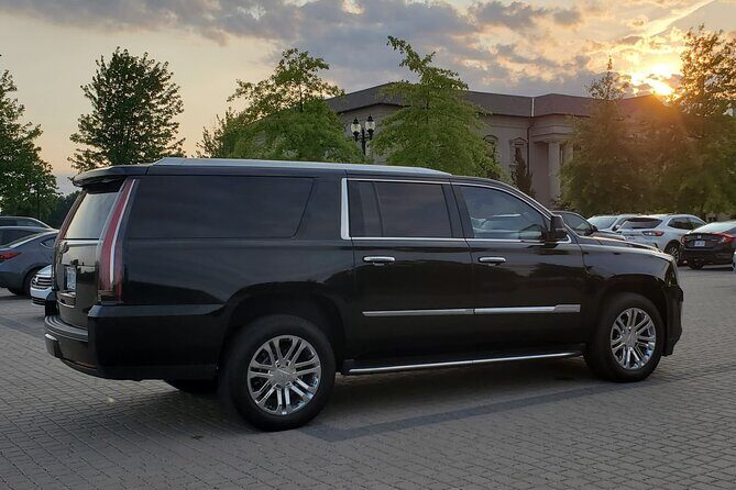 Private Transfer Toronto Hotels to Toronto Pearson Airport YYZ - Should you book a private Toronto hotel-to-YYZ transfer?