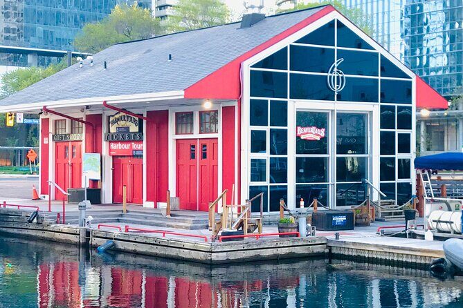 Show me the City! A Small Group Walking Tour of Toronto - Should you book this Toronto walking tour?