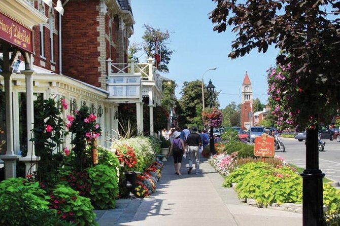 Small-Group Niagara Falls Day Tour from Toronto with Boat and Lunch Options - Winery stop and Ontario wine sampling: check your expectation