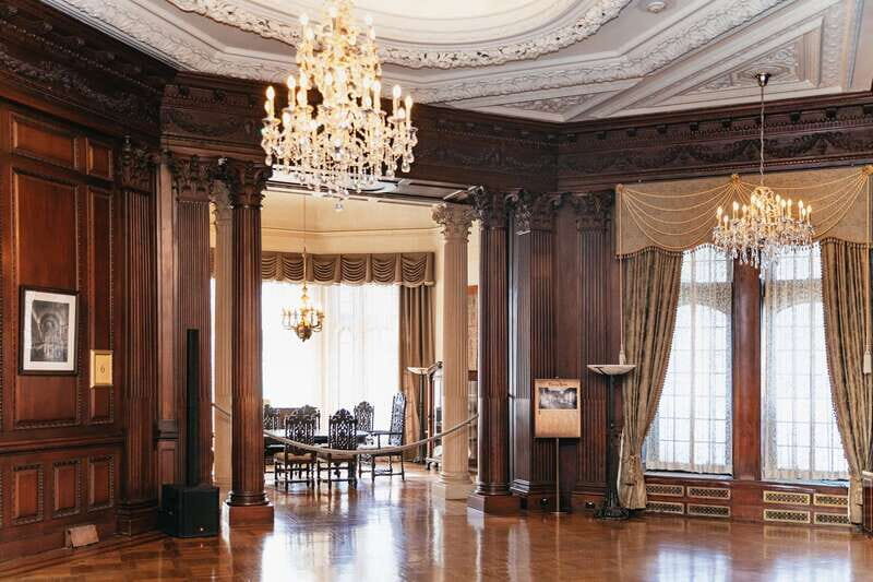 Toronto: Casa Loma Entry Ticket - Finding Casa Loma at One Austin Terrace: Quick Logistics That Save Time