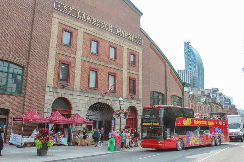 Toronto: City Sightseeing Hop-On Hop-Off Bus Tour - Guides, audio, and comfort: why the narration can make this better