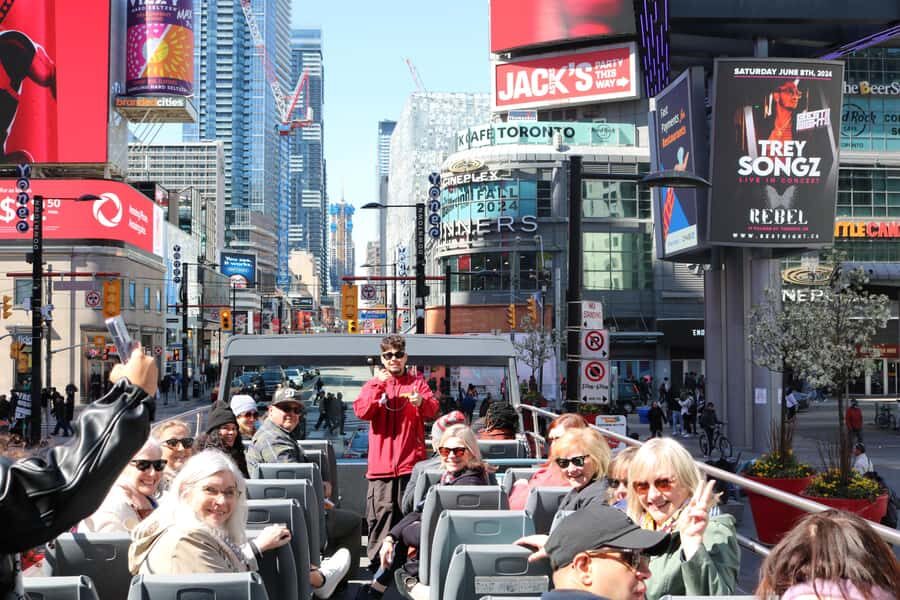 Toronto City Tour: 2-Hour Open-Top Experience - Starting at Yonge-Dundas Square Is Smart, Not Random