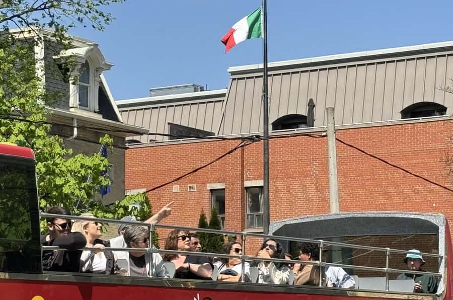 Toronto City Tour: 2-Hour Open-Top Experience - Open-Top, Two Hours, No Detours: How This Bus Tour Feels