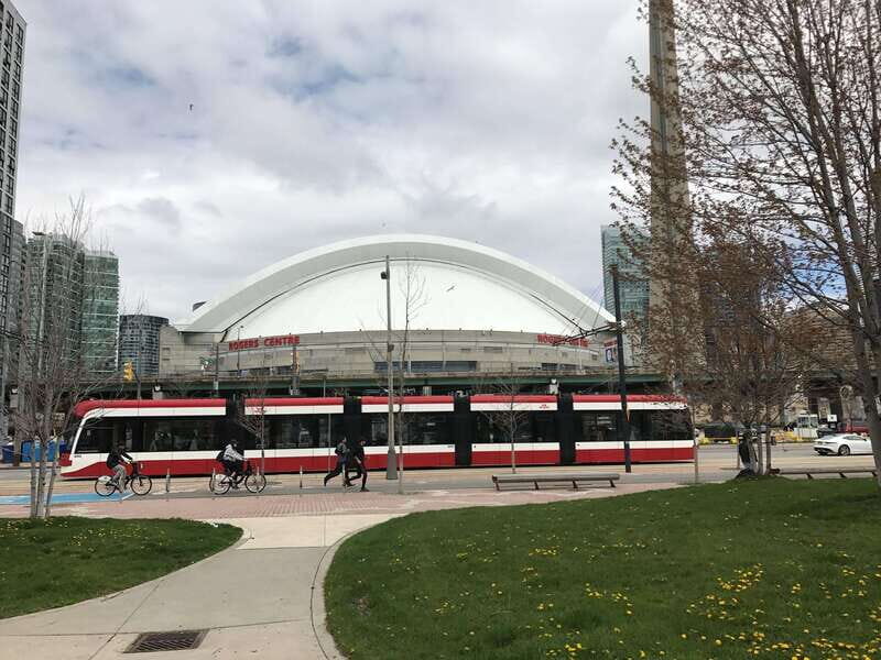 Toronto: City Walking Tour - Entertainment District to the waterfront: CN Tower and the Rogers Centre story