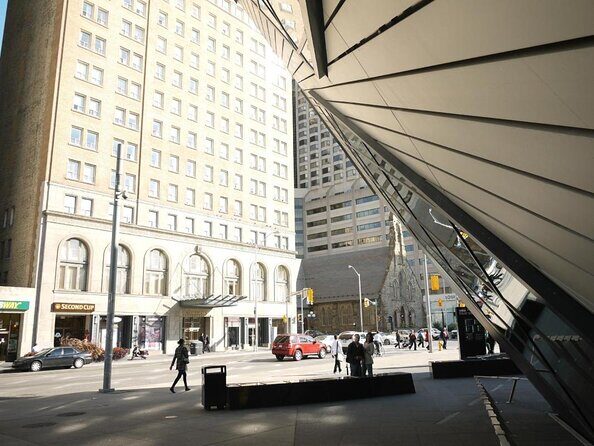 Toronto Discovery District 2hr Walking Tour - Quick highlights you’ll feel right away