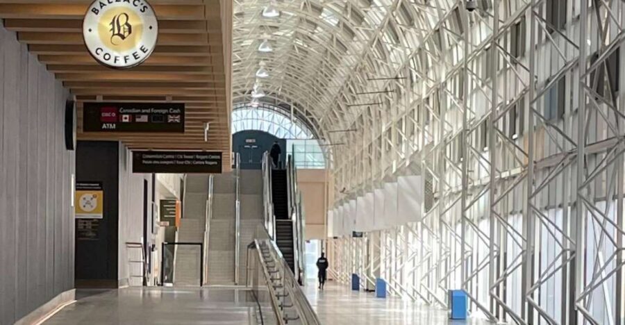 Toronto: Experience PATH - A 32km/24mile underground walkway - Price and value: is $29 worth your time?