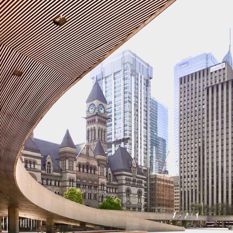 Toronto: Experience PATH - A 32km/24mile underground walkway - Where the tour starts: Union Station’s Great Hall clock area