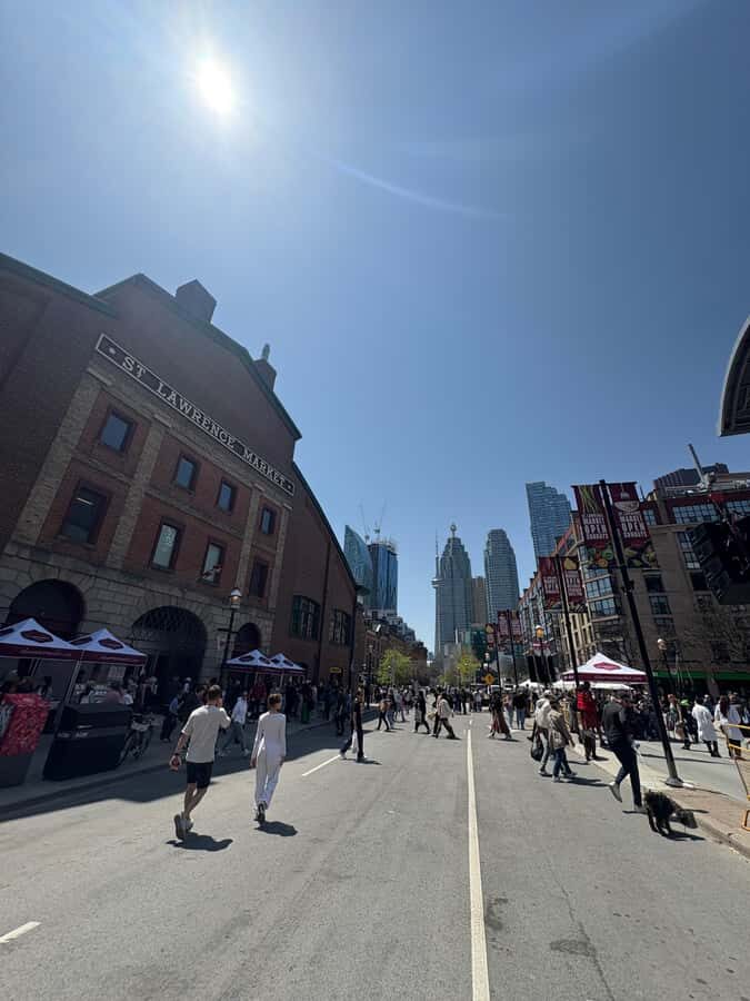 Toronto: Great White North Food Tour - How This 3-Hour Toronto Food Tour Feels in Real Life
