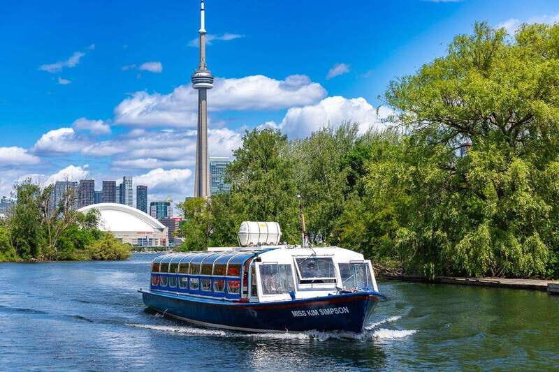 Toronto: Harbor and Islands Sightseeing Cruise - Weather, timing, and seating considerations you should actually plan for