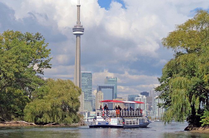 Toronto Harbour and Islands Cruise - Should you book this Toronto Harbour and Islands cruise?