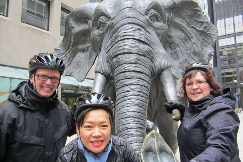 Toronto: Heart of Downtown 3.5-Hour Bike Tour - Chinatown to Kensington Market to Eaton Centre: Where Toronto Gets Personal