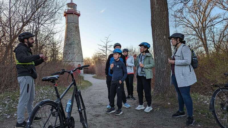 Toronto Islands: Morning or Twilight 3.5-Hour Bike Tour - Key things that make this bike tour worth your time
