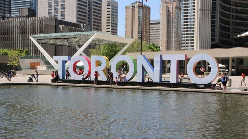 Toronto: Kensington Market International Food Tour - Learning Kensington Market: history, owners, and why it adds up
