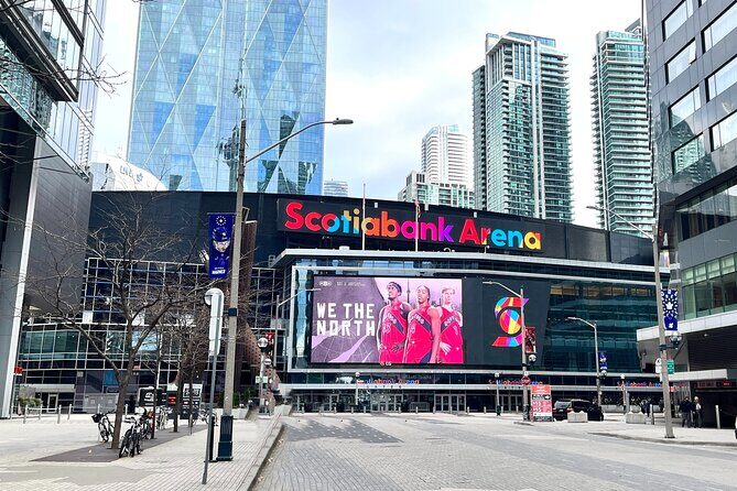 Toronto Landmarks - St. Lawrence Market finish: turn the walk into a meal plan