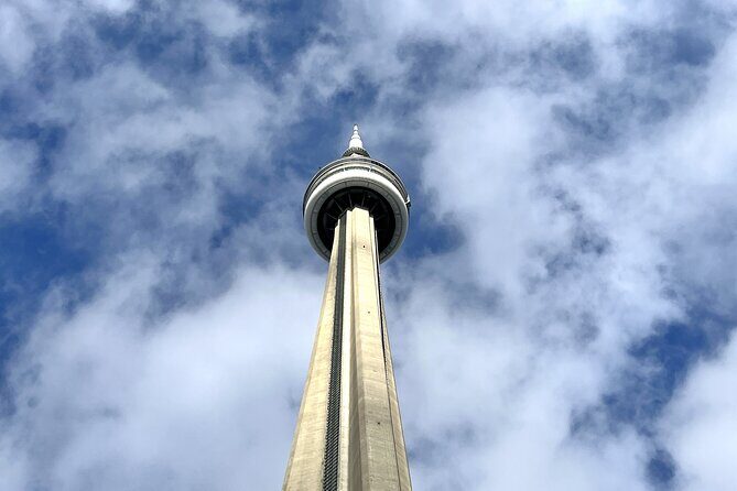 Toronto Landmarks - Should you book this Toronto landmarks walking tour?